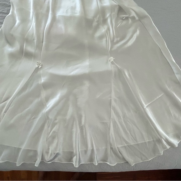 Stunning soft light ivory Dentelle negligee - NWT - size large - Picture 13 of 14